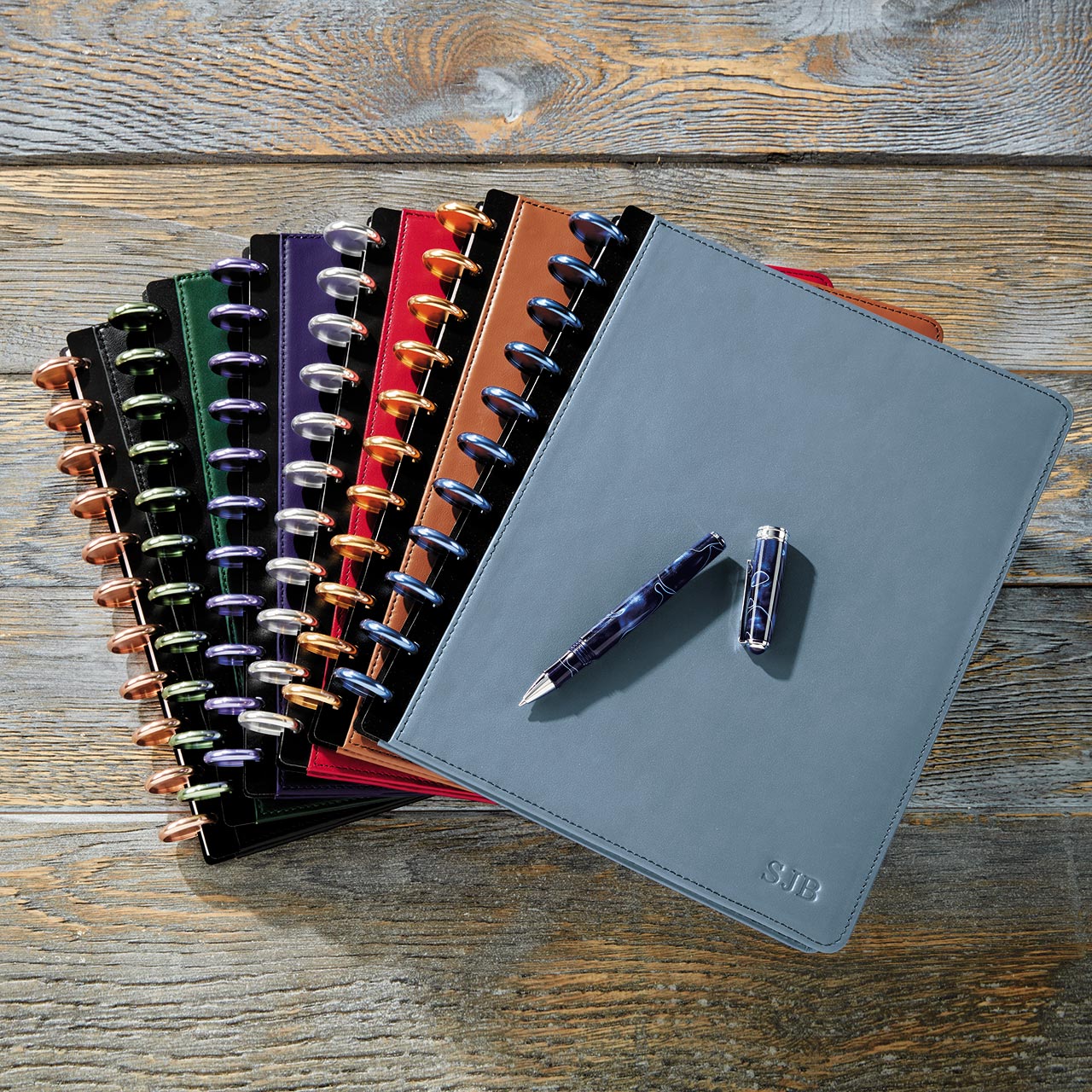 Circa Leather Discbound Notebook - Image 3